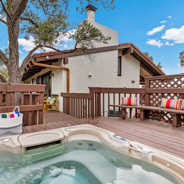 Casa Hot Tub 2