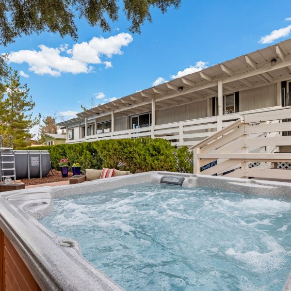 DR Hot tub